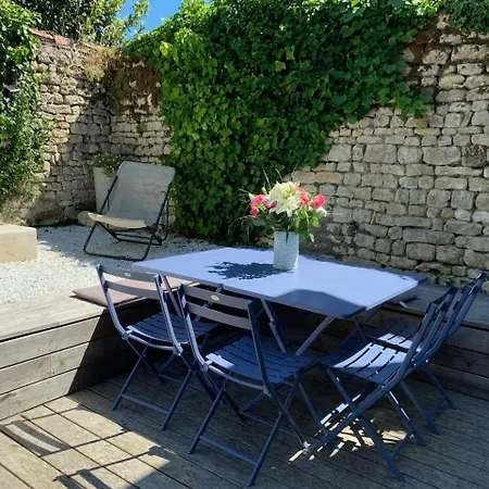 Elina Maison De Charme A * La Flotte